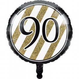 Black and Gold 90 años